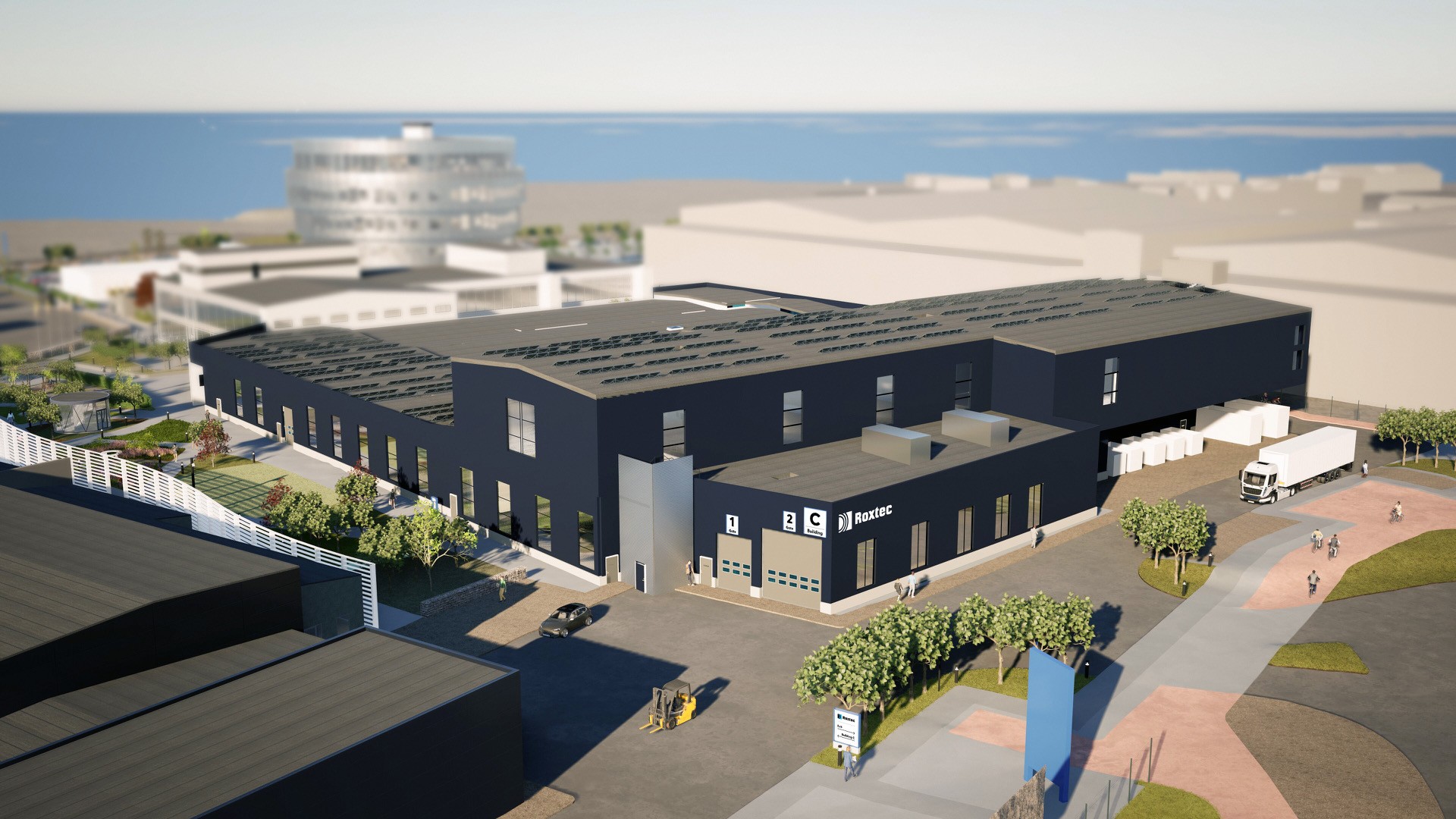 En 3D-visualisering visar Roxtecs moderna industri- och verksamhetsbyggnad med mörka fasader, stora fönster, lastzoner och solpaneler på taken. GBJ Bygg ansvarar för byggprojektet, som kombinerar funktionella produktionsytor med en välplanerad utemiljö.